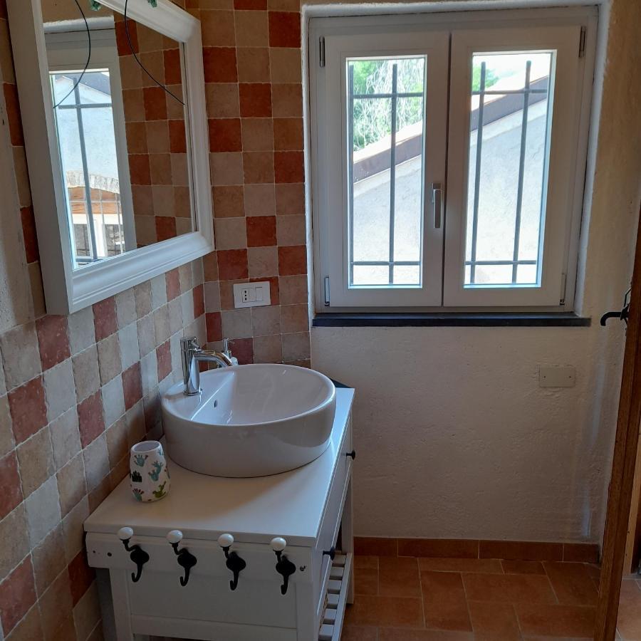 Ca Di Pippo "Tasso" Appartamento Ristrutturato Orco Feglino Exterior photo